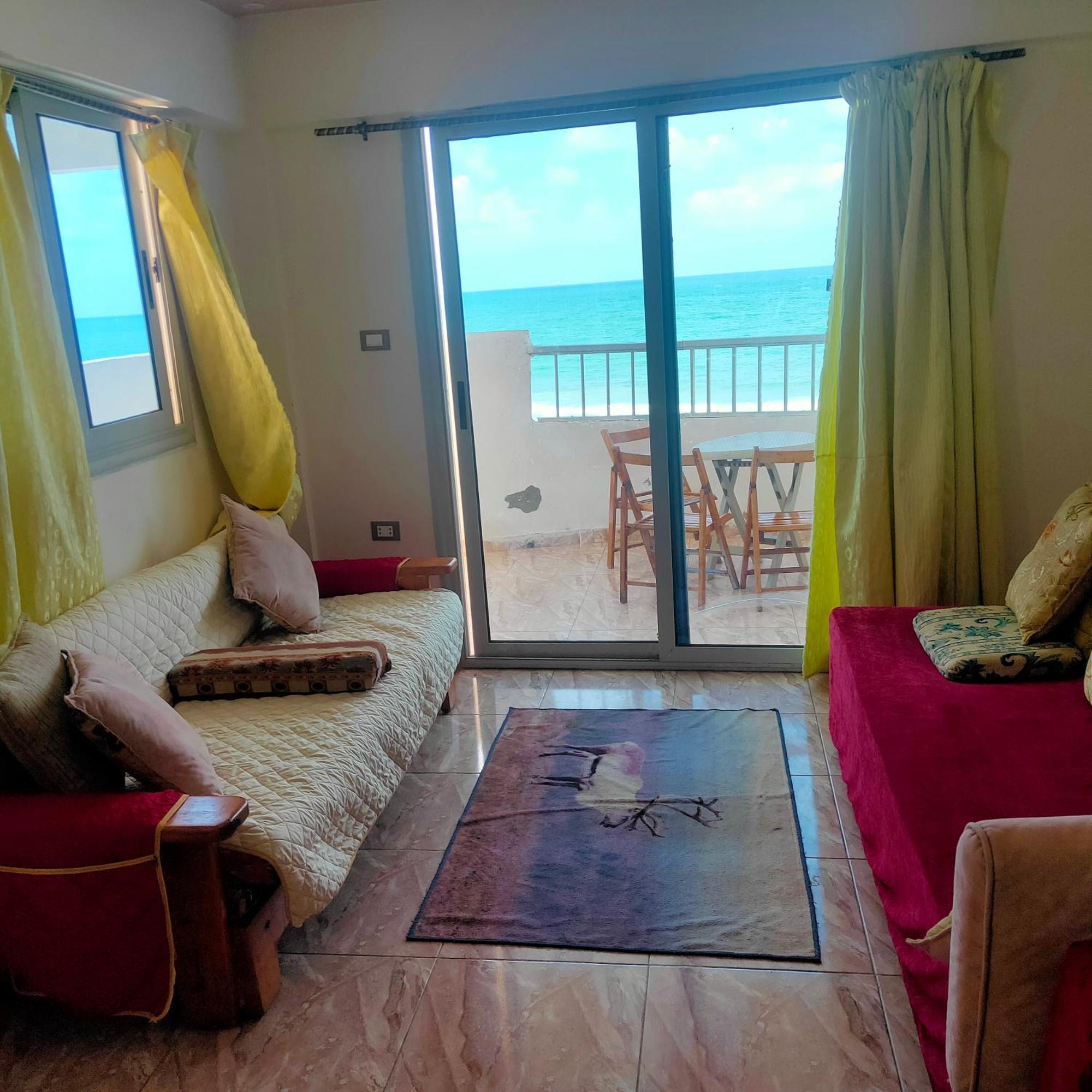 Flores Casas De Playa Alessandria Esterno foto