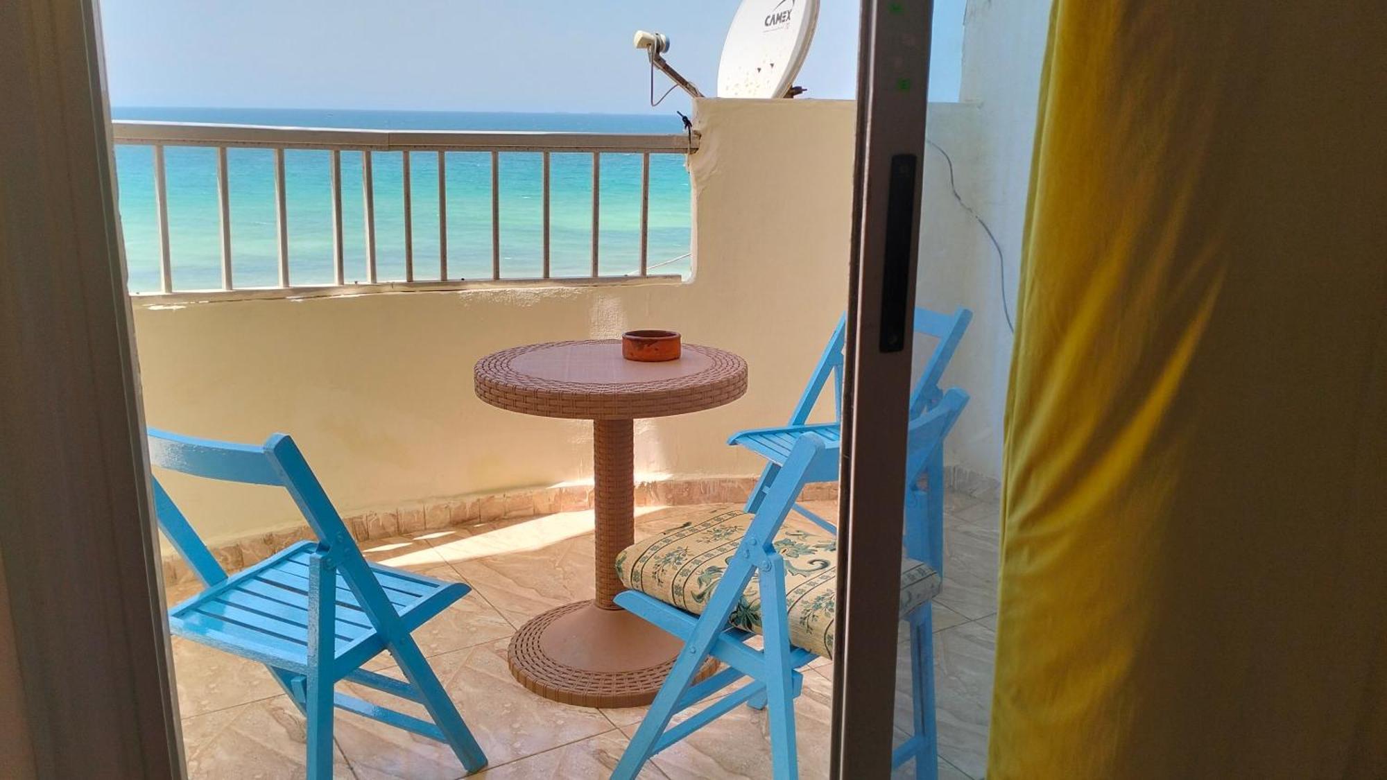 Flores Casas De Playa Alessandria Esterno foto
